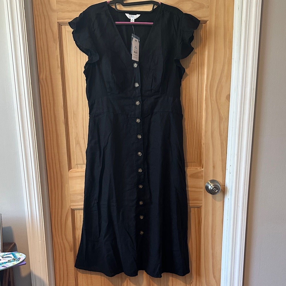 Time and Tru Black Button-Down Dress